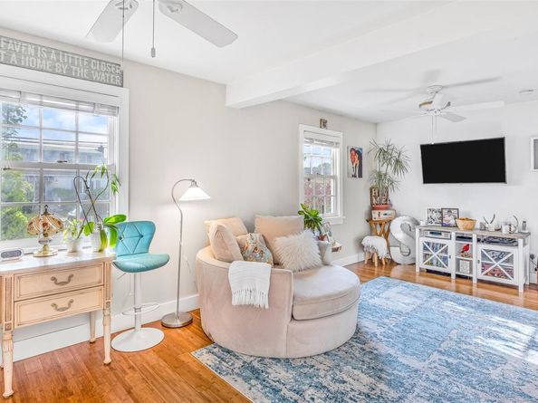 253 West Drive, Copiague NY 11726