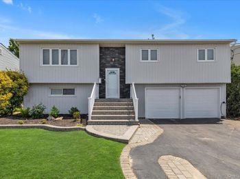 3075 Whaleneck Drive