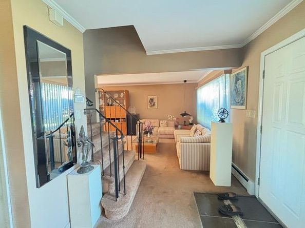 Undisclosed Address #892814, Copiague NY 11726
