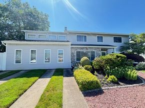 Undisclosed Address #892814, Copiague NY 11726