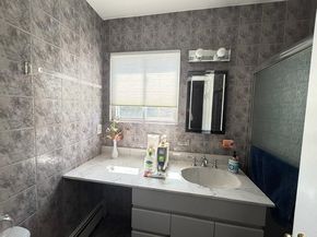 Undisclosed Address #892814, Copiague NY 11726