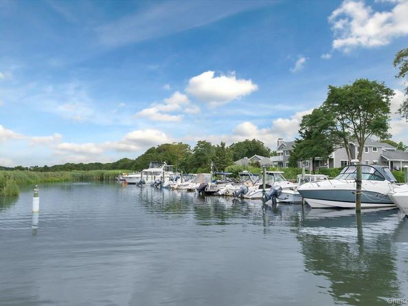 493 Woodscreek Court, Moriches NY 11955
