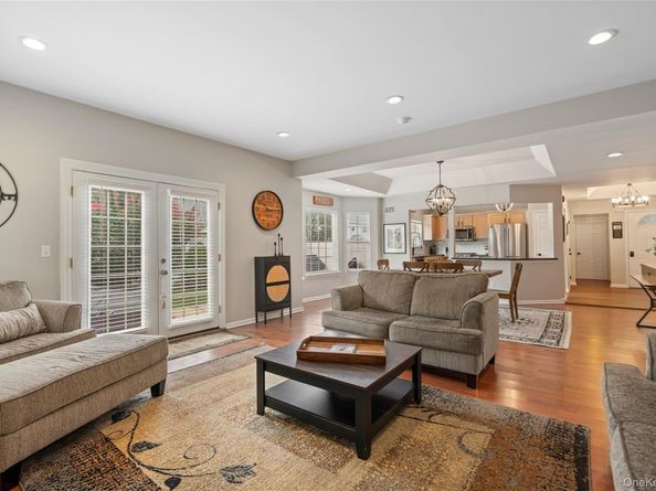 493 Woodscreek Court, Moriches NY 11955