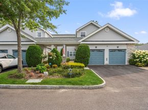 493 Woodscreek Court, Moriches NY 11955