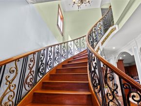 1011 Bay 24th Street, Far Rockaway NY 11691