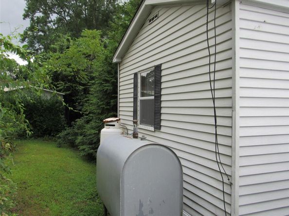 37-101 Hubbard Avenue, Riverhead NY 11901