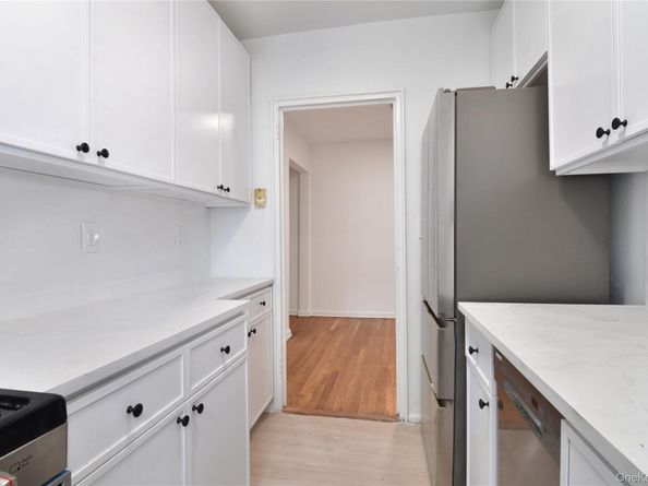 1543 CENTRAL Avenue F4, Yonkers NY 10710