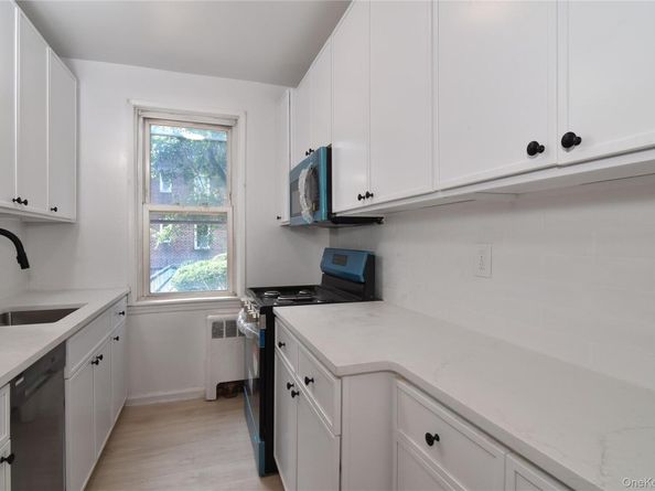 1543 CENTRAL Avenue F4, Yonkers NY 10710