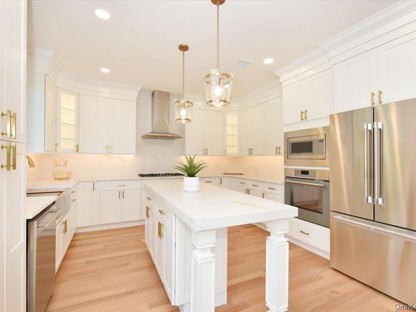 147 Norman Street, New Hyde Park NY 11040