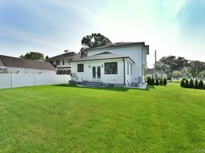 147 Norman Street, New Hyde Park NY 11040