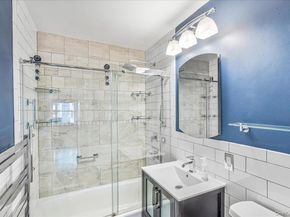 17-85 215th Street 5F, Bayside NY 11360