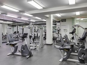 17-85 215th Street 5F, Bayside NY 11360