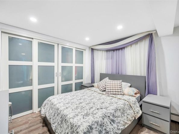 1044 Woodcrest Avenue, Riverhead NY 11901