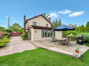 1044 Woodcrest Avenue, Riverhead NY 11901