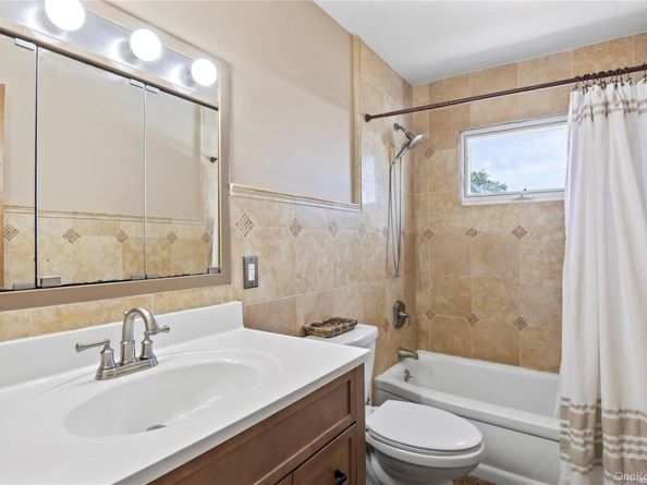 3483 Steven Road, Baldwin NY 11510