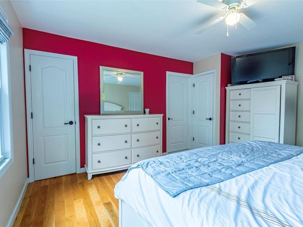 92 Manor Drive, Great Neck NY 11020