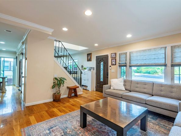 92 Manor Drive, Great Neck NY 11020
