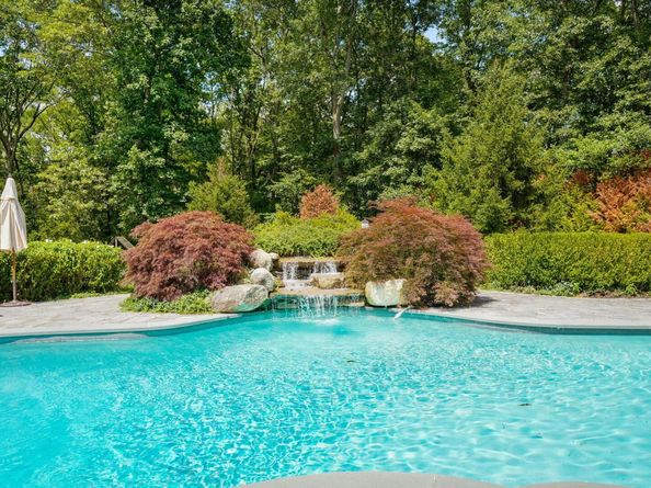 4 Hageman Court, Katonah NY 10536