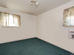 285 W Waukena Avenue, Oceanside NY 11572
