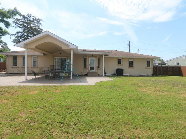148 Spruce Street, Lindenhurst NY 11757