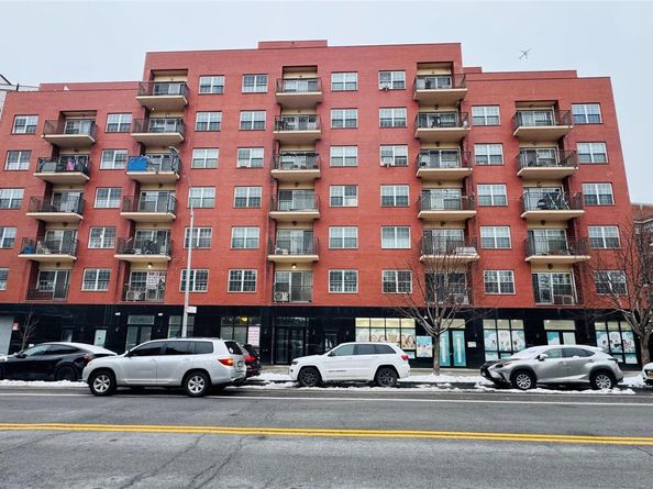 7166 Parsons Boulevard 6E, Fresh Meadows NY 11365
