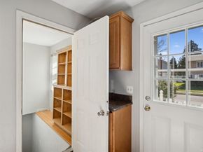 301 Laurel Court, Northport NY 11768