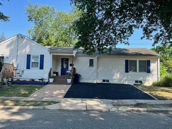 301 Laurel Court