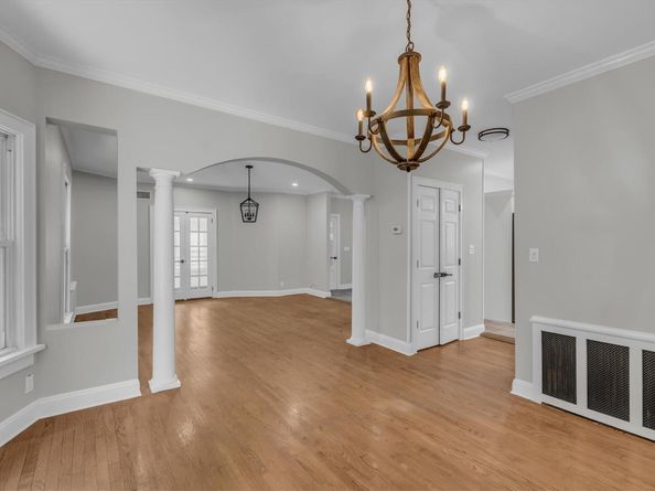 643 Deer Park Avenue, Babylon NY 11702