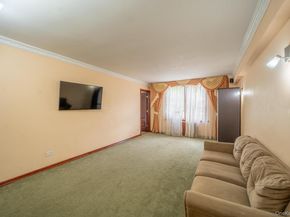 62-59 108th Street 4N, Forest Hills NY 11375