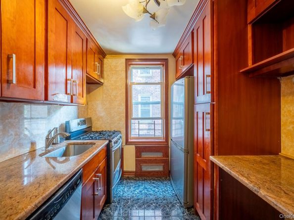 62-59 108th Street 4N, Forest Hills NY 11375