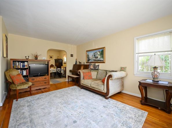 50-40 184 Street, Fresh Meadows NY 11365
