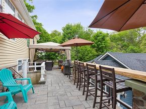 760-762 Old Dock Road, Kings Park NY 11754