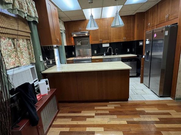 2922 Barnes Avenue 5F, Bronx NY 10467
