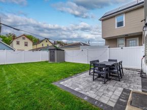 9322 207th Street, Queens Village NY 11428
