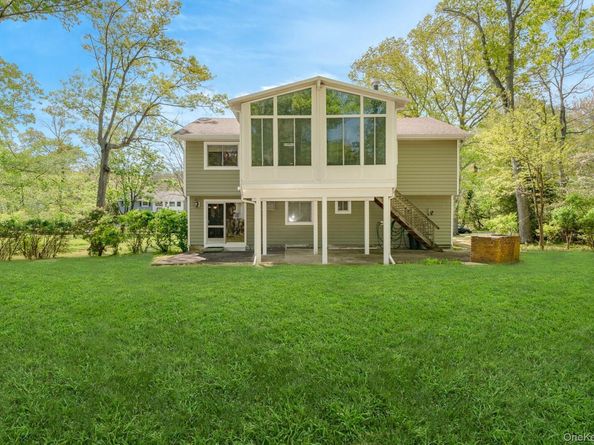 247 Bow Drive, Hauppauge NY 11788