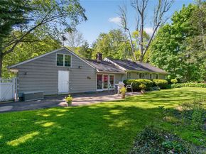 247 Buckram Road, Locust Valley NY 11560