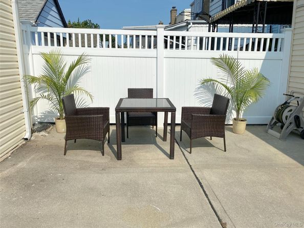 32-50 201st Street, Bayside NY 11361