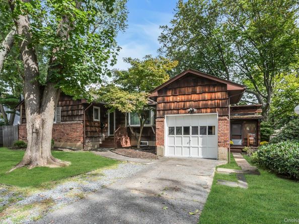 78 Chestnut Street, Glen Cove NY 11542