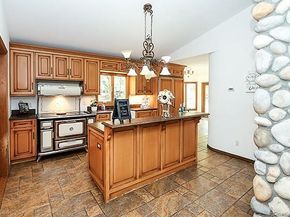 11 Craig Drive, South Huntington NY 11746