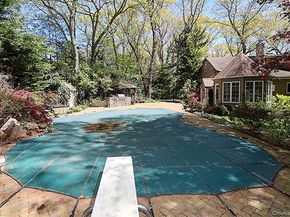 11 Craig Drive, South Huntington NY 11746
