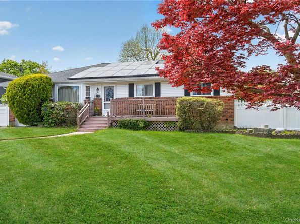 500 Fenimore Avenue, North Babylon NY 11703