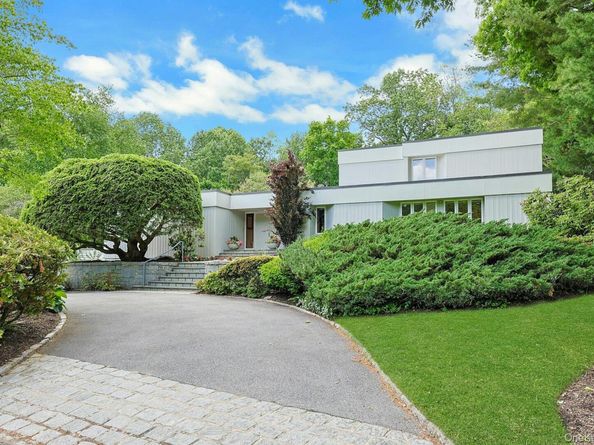 10 Cypress Point Drive, Purchase NY 10577