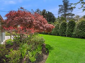 39 Morris Drive, Syosset NY 11791