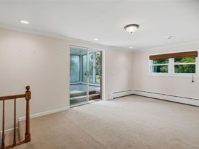 39 Morris Drive, Syosset NY 11791