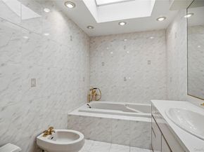 39 Morris Drive, Syosset NY 11791