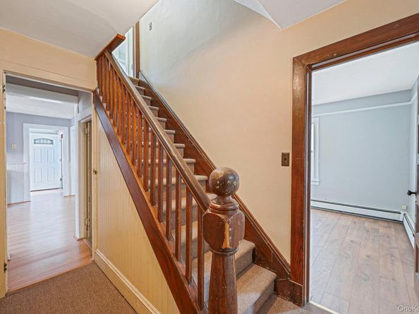 236 Jackson Avenue, Mineola NY 11501