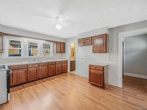 236 Jackson Avenue, Mineola NY 11501