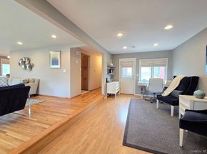 32 Plaza Lane, Selden NY 11784