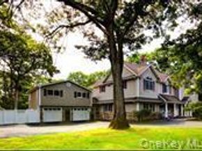 97 Chestnut Street, Mount Sinai NY 11766