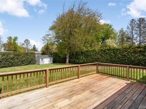 68 W Apollo Drive, Riverhead NY 11901